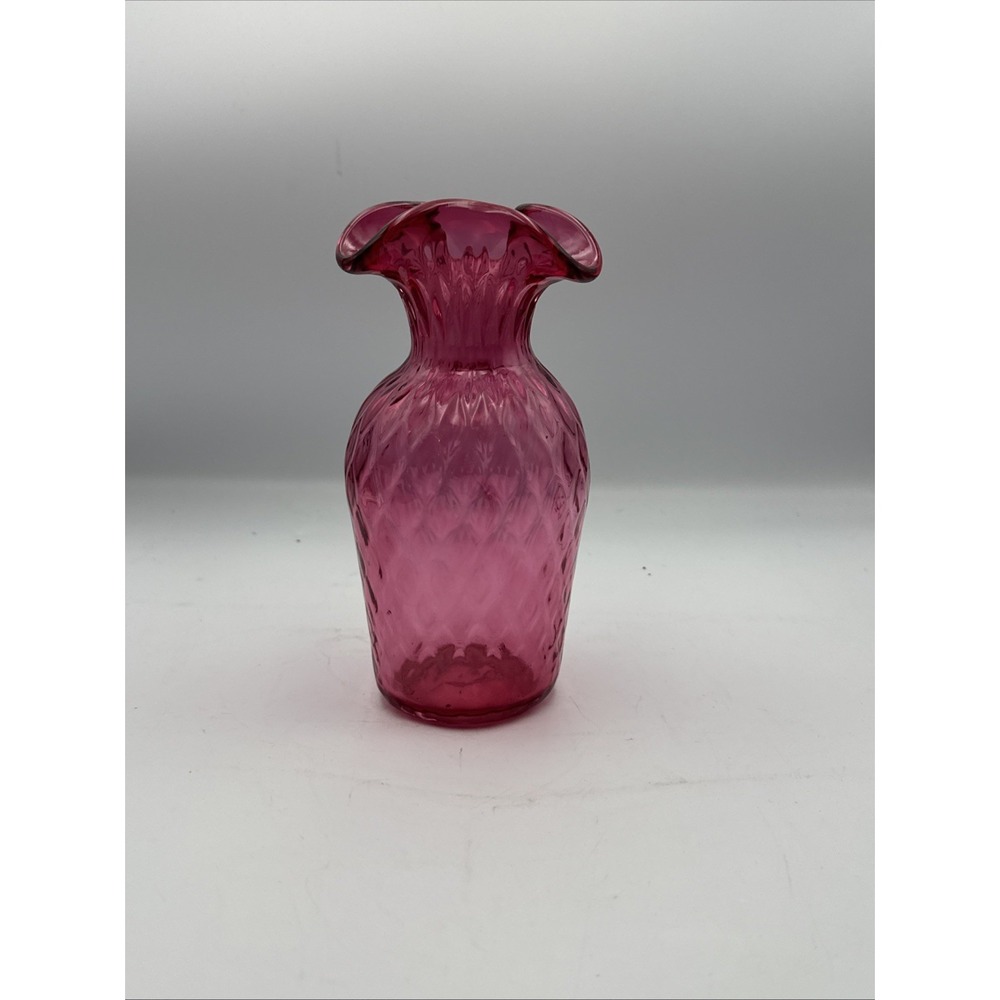 Vintage Hand Blown 8" Cranberry Glass Vase w/ Scalloped Rim & Diamond Pattern - Picture 8 of 14